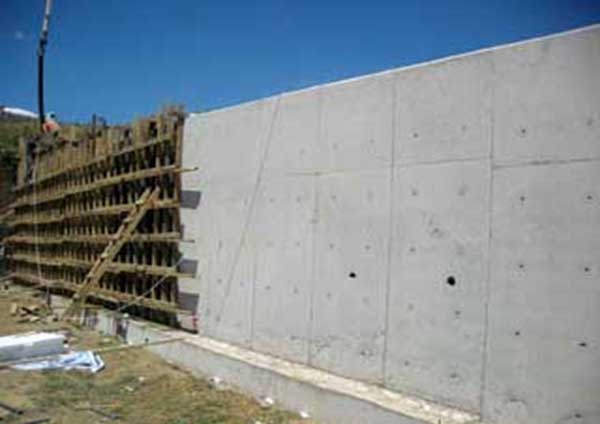 Q Yapı İnşaat Şehit Kamil Belediyesi İstinat Duvarı